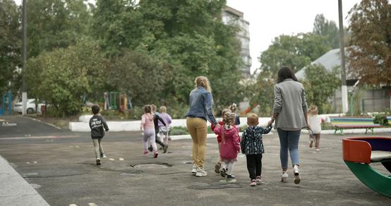 6_230911_WCH_UKR_Uzhorod_UkraineResponse_MJ2028-09-11.Research priority setting for integrated early child development and violence prevention (ECD+) in low and middle income countries_An expert opinion e (1)