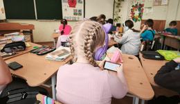 Ukrainian students engage with the Can't Wait to Learn app in their classroom