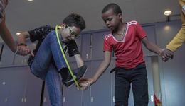 A group activity during TeamUp at School for refugee children like Mohammed_War Child_2010XX