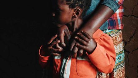 190915_WCH_UG_TU_KyakaII_MJ_002_005_003-lpr